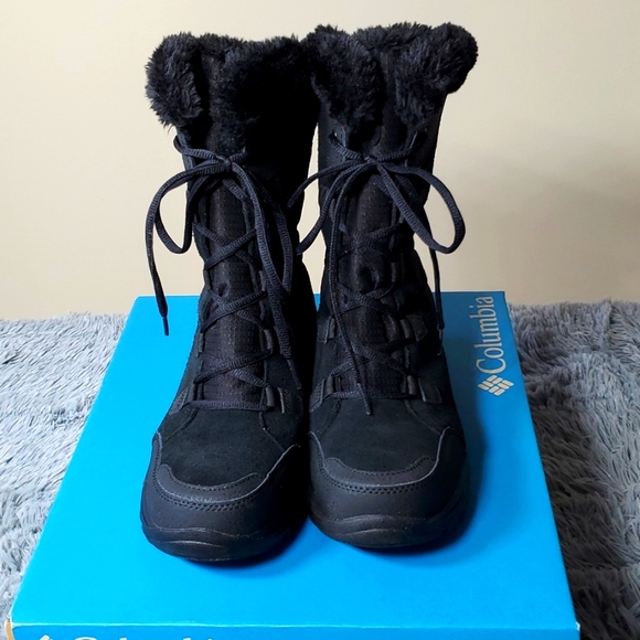 Columbia Boots - Picture 3 of 7